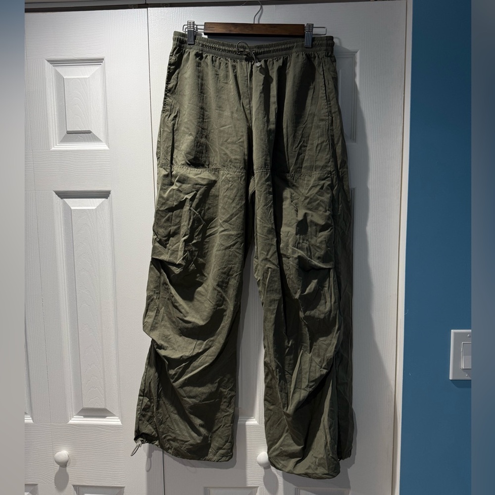 Zara Olive Cargo Pants